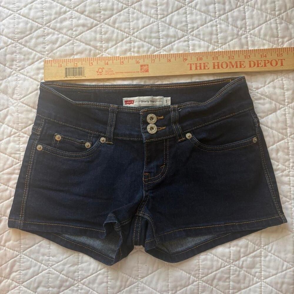 Levi-s Women's Dark Blue Rinse Shorty Shorts